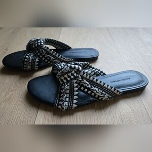 Banana Republic B&W Woven Fabric Slides